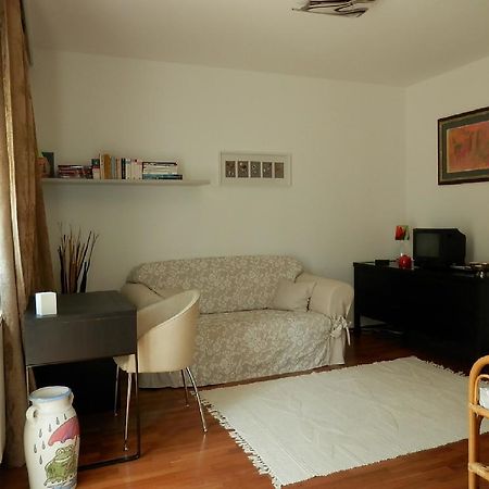 Csiki Apartman Будоирш Номер фото
