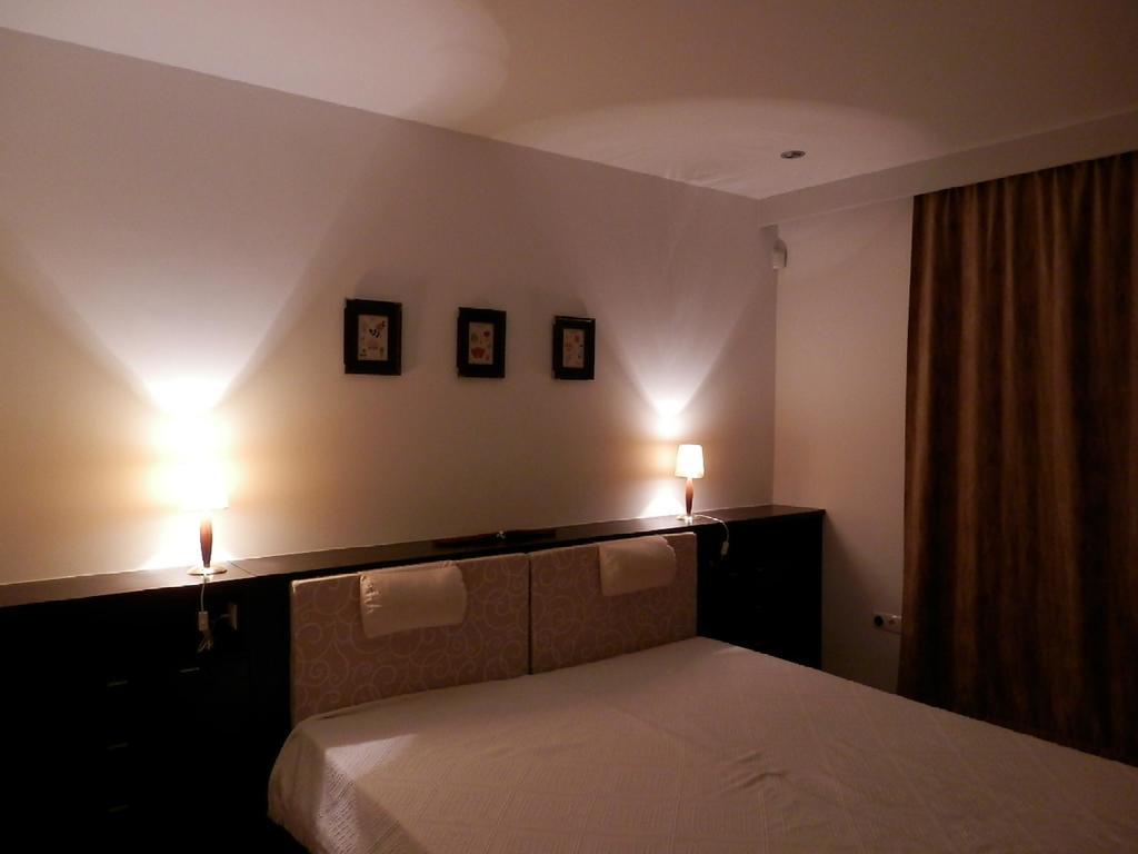 Csiki Apartman Будоирш Номер фото