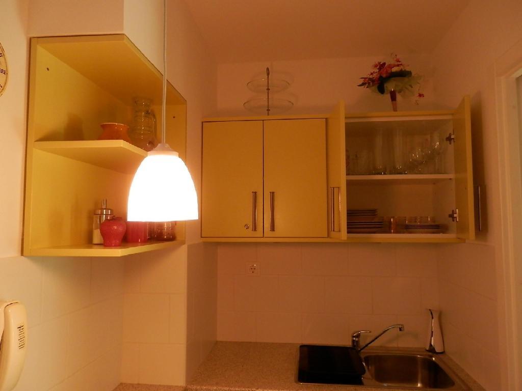 Csiki Apartman Будоирш Номер фото